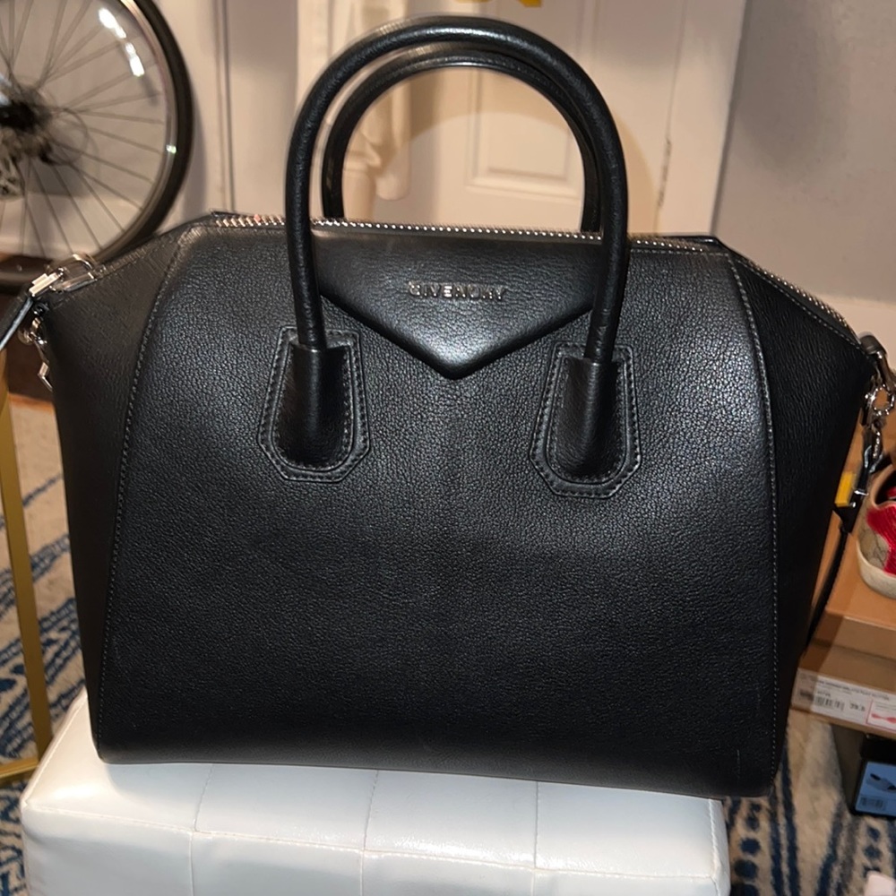 Givenchy antigona medium black